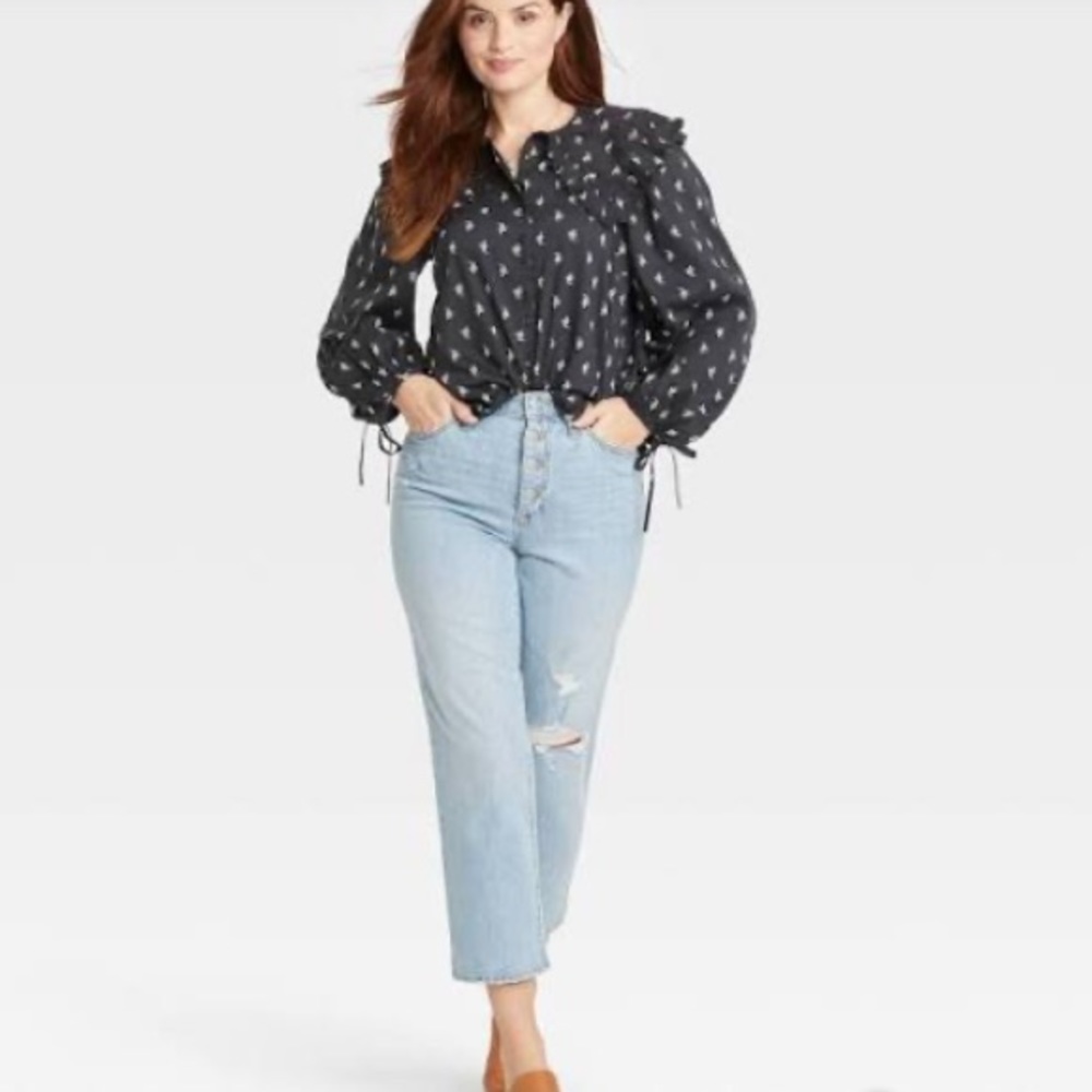 Universal Thread Embroidered Blouse - Picture 3 of 7